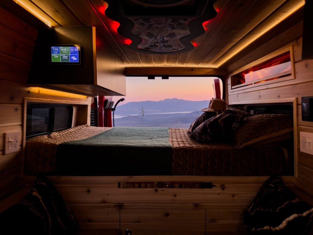 Del Rey Camper Van